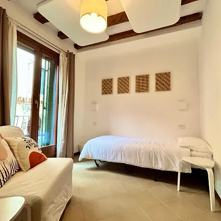 Central Flat Romantic Domus Remedio Venice Exterior photo
