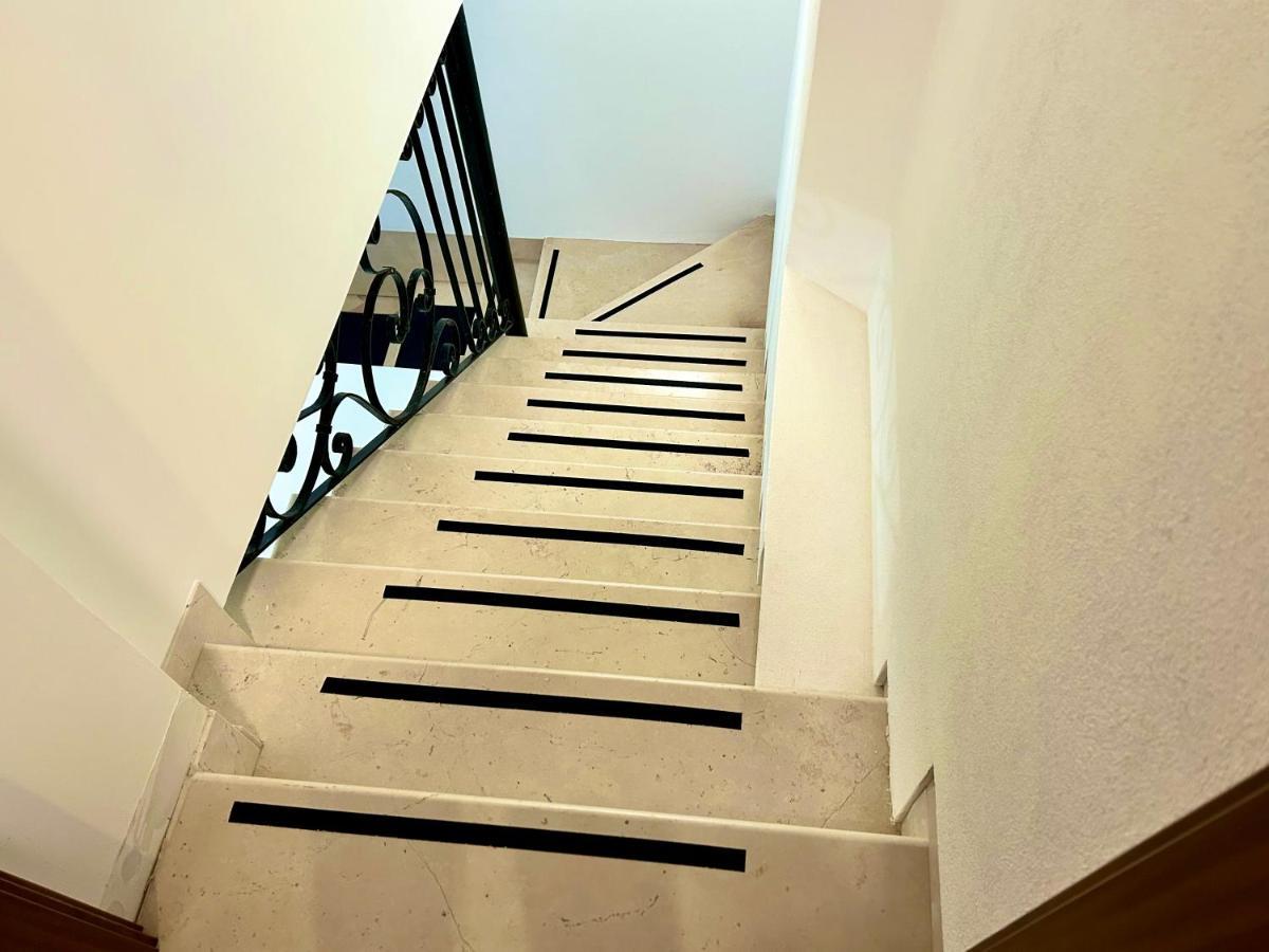 Flat Romantic Domus Remedio Apartment Venedig